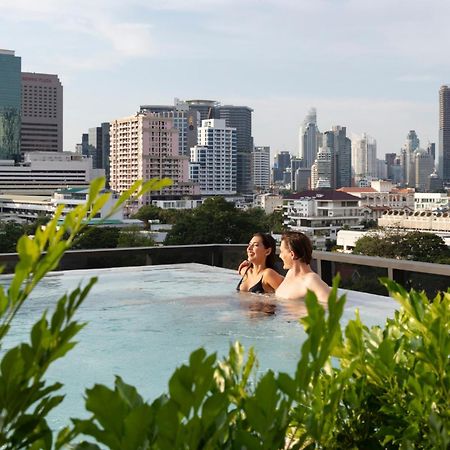 Hotel Ascott Embassy Sathorn Bangkok Exterior foto View from the rooftop pool