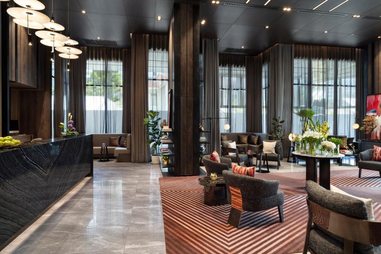 Hotel Ascott Embassy Sathorn Bangkok Exterior foto The lobby of the hotel