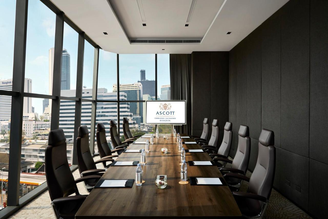 Hotel Ascott Embassy Sathorn Bangkok Exterior foto Boardroom