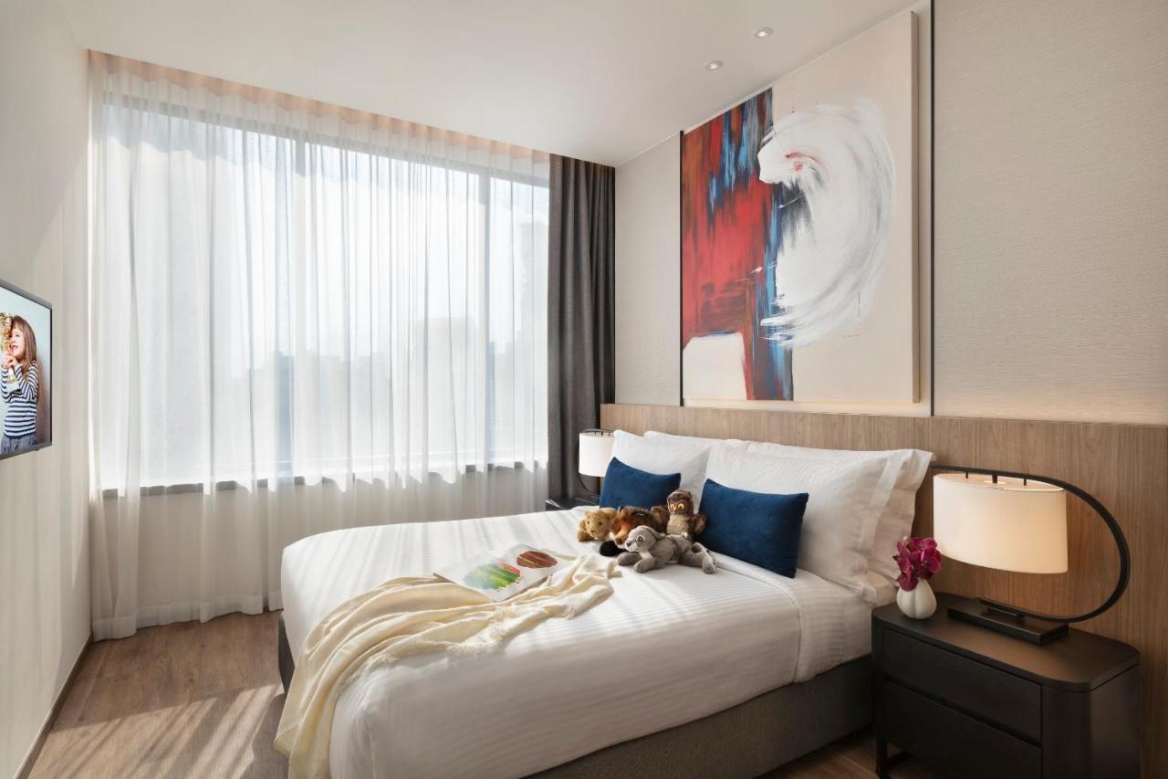 Hotel Ascott Embassy Sathorn Bangkok Exterior foto Deluxe Room