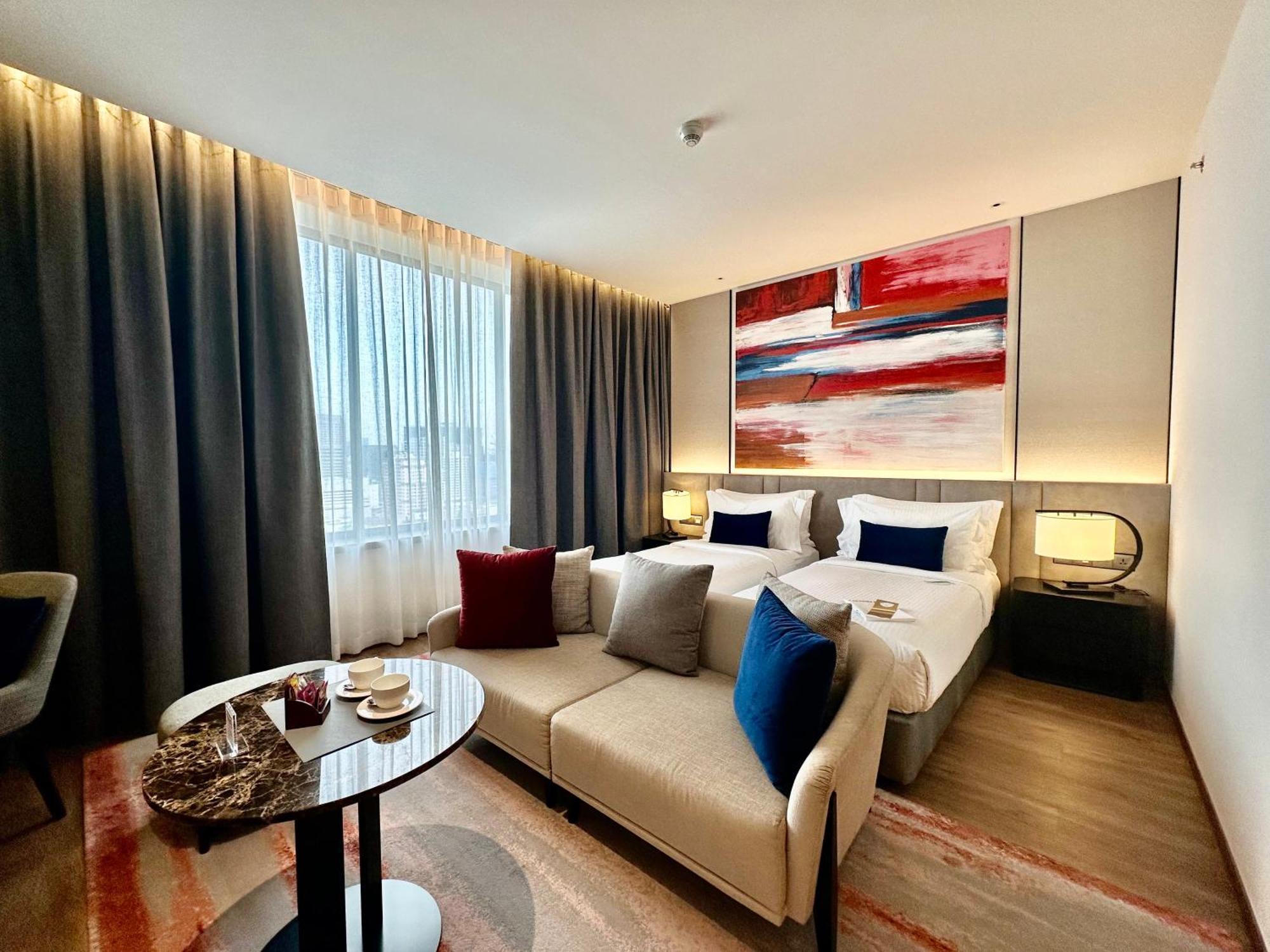 Hotel Ascott Embassy Sathorn Bangkok Exterior foto Deluxe Room